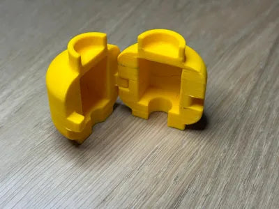 Lego brick toothbrush protector case – fun travel accessory by 3DESIGN