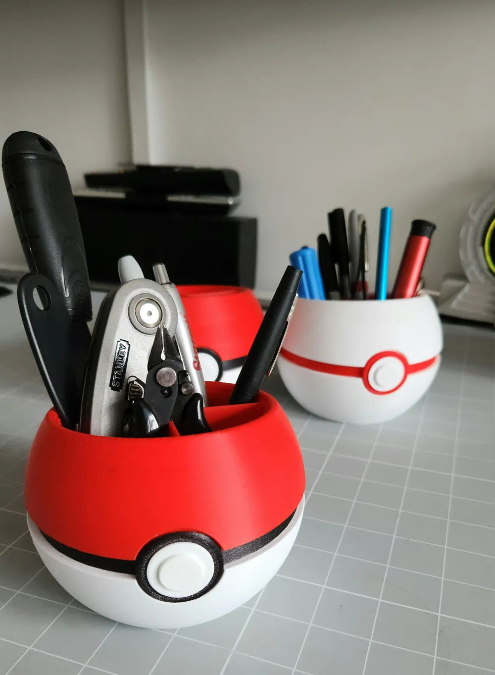 Pokéball style desk organiser gaming pen holder UK